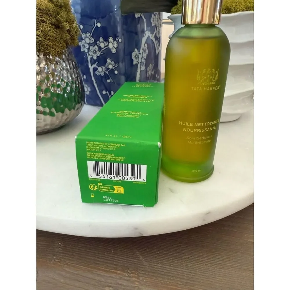 Tata Harper Nourishing Makeup Removing Oil Cleanser with Squalene and Vitamin E